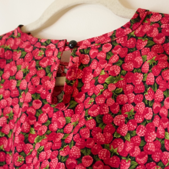 Handmade Cotton Raspberry Crop Top - Picture 3 of 5